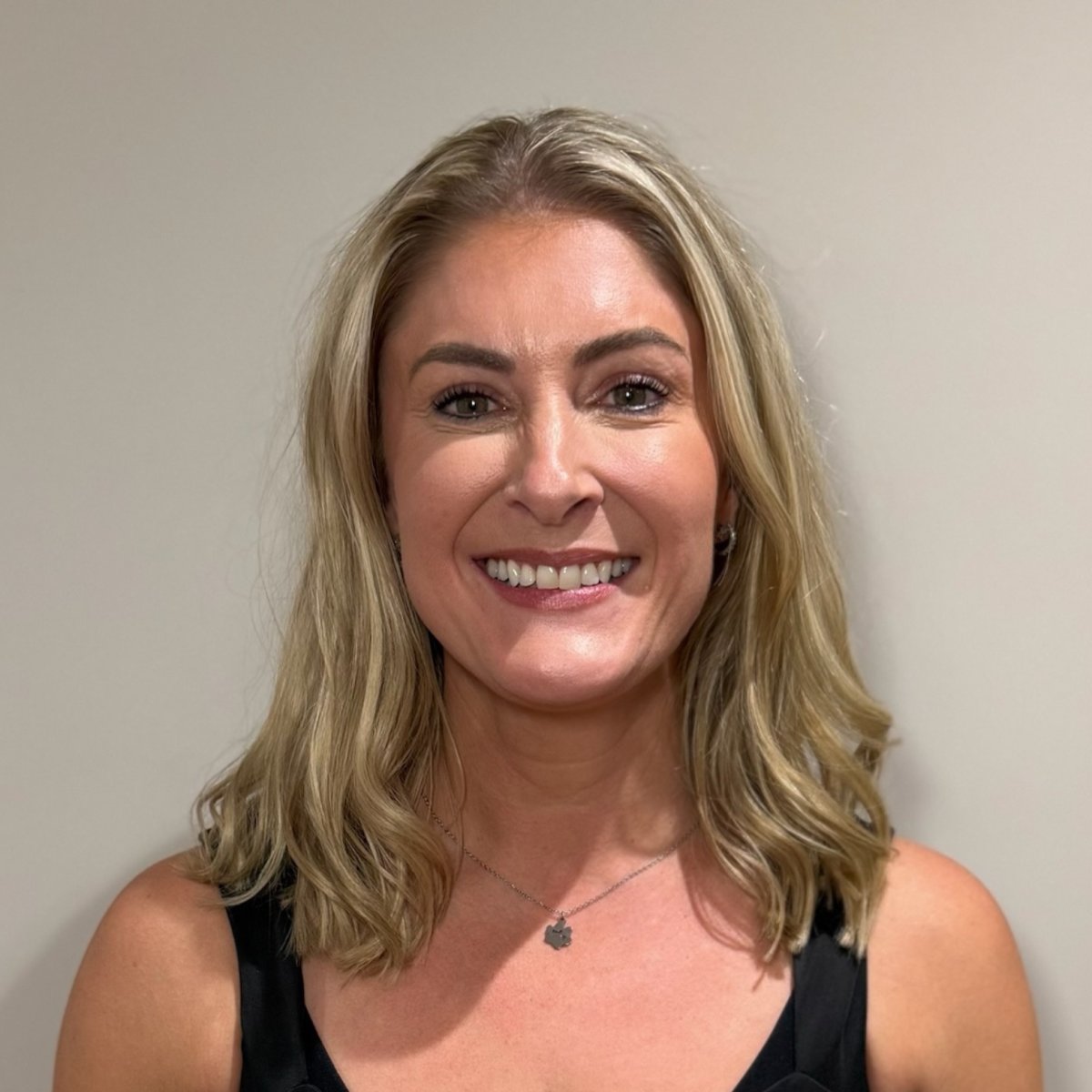 Hayley, owner and aesthetics nurse at Steel Serenity